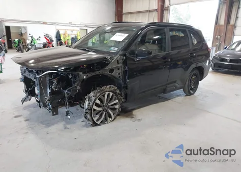 2025 Subaru Forester Touring z USA, uszkodzony, nr VIN JF2SLDTC7SH404013